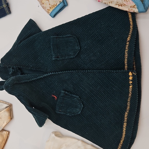 Vintage Barbie Mattel Fashion Doll Clothes Lot Assortment Random Old Clothes - Picture 9 of 10